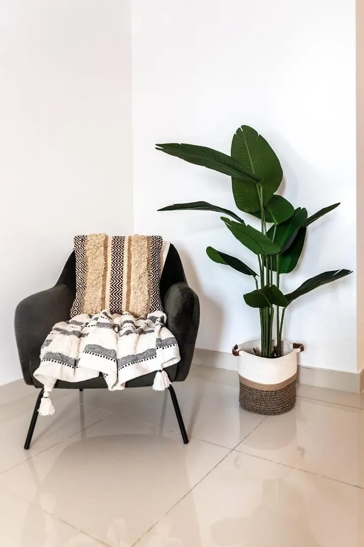 Guestready - Minimalist Modern In Business Bay Apartment Dubai