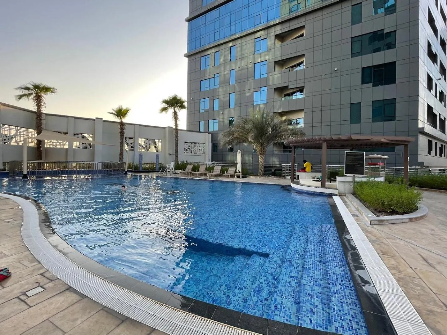 Guestready - Minimalist Modern In Business Bay Apartment Dubai