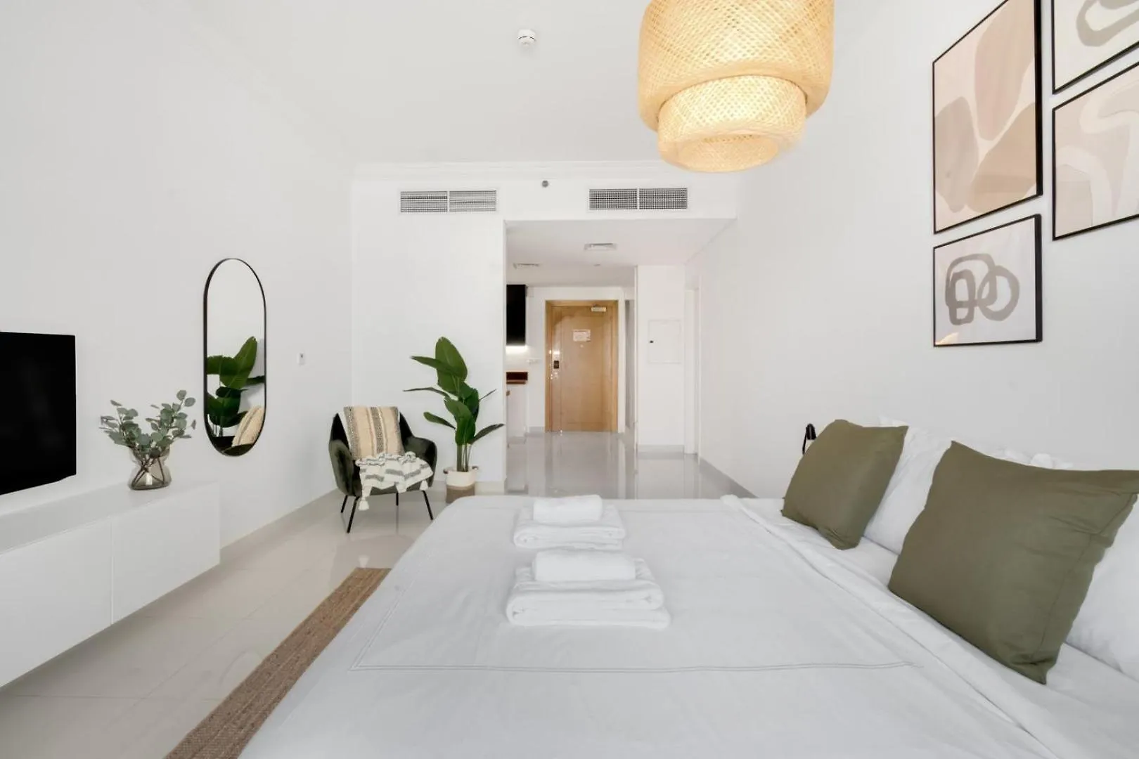 Guestready - Minimalist Modern In Business Bay Apartment Dubai United Arab Emirates